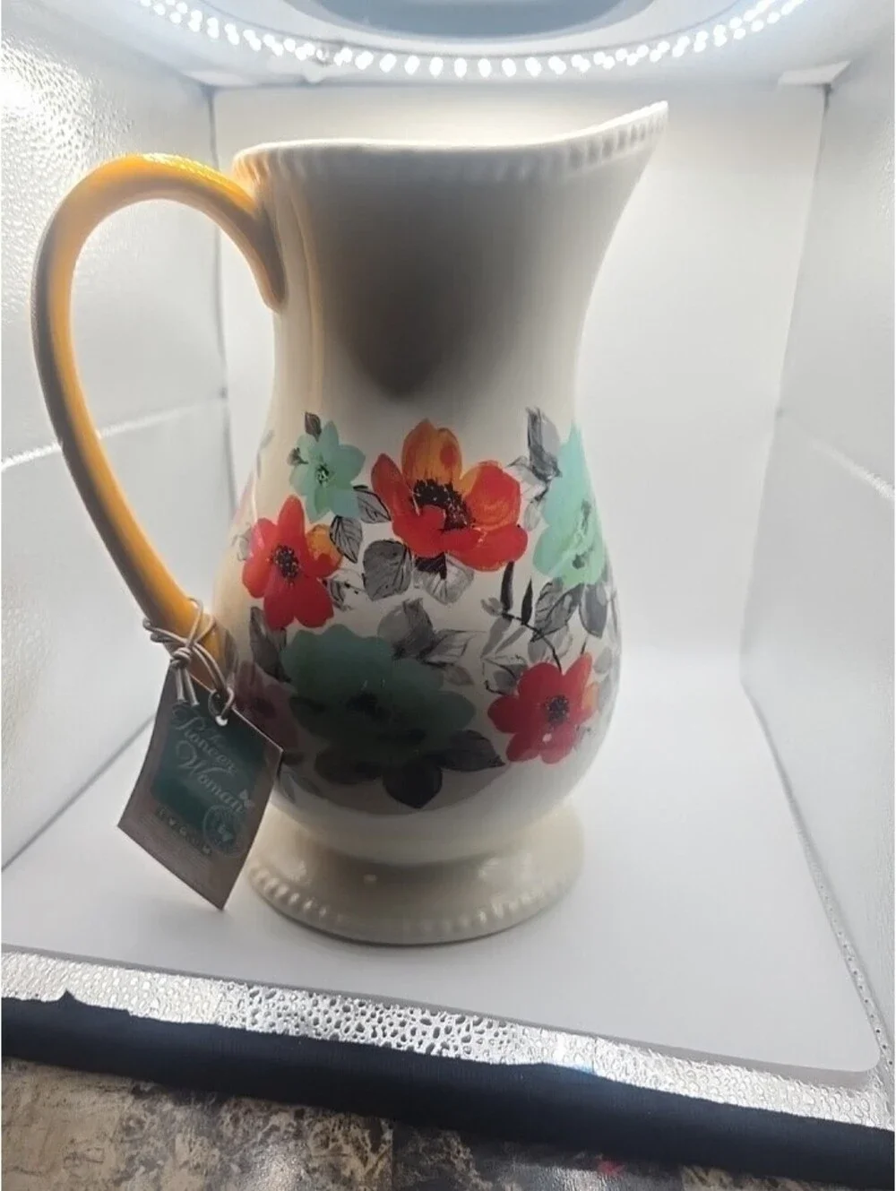The Pioneer Woman Flea Market Decorated Floral 2-Quart Pitcher Brand New